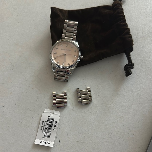 Michael Kore Slim Runway Light Pink Dial Stainless Steel Bracelet Watch MK3239 - Picture 2 of 9